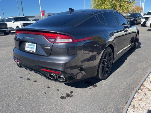 2022 Kia Stinger GT1