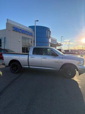 2016 RAM 1500 SLT