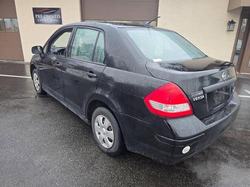 2009 Nissan Versa 1.6 Base