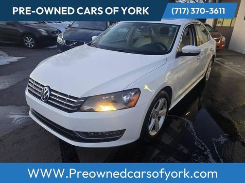 2013 Volkswagen Passat 2.0 TDI SE w/ Sunroof