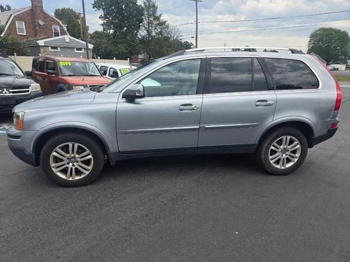 2011 Volvo XC90 3.2