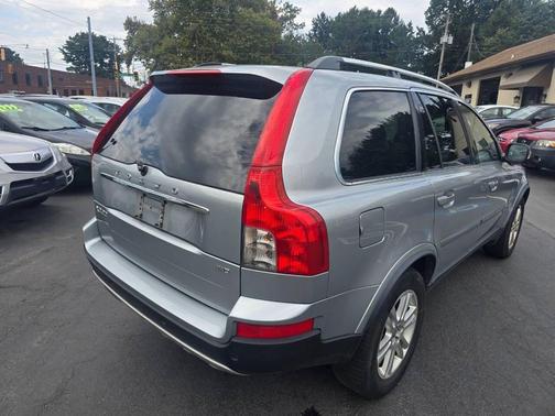 2011 Volvo XC90 3.2