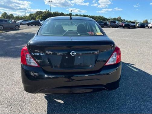 2015 Nissan Versa 1.6 S