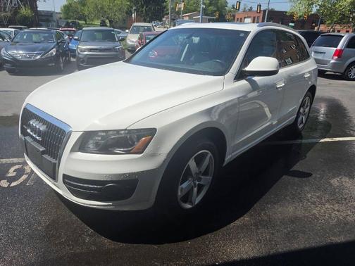 Ibis White 2011 Audi Q5 Premium Plus