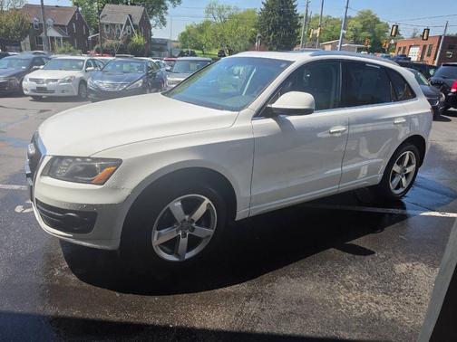 Ibis White 2011 Audi Q5 Premium Plus