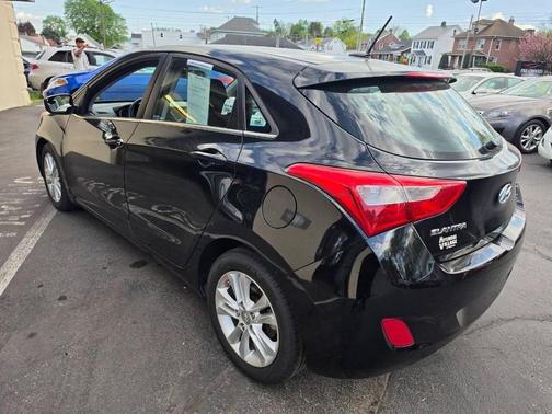 Black Noir Pearl 2014 Hyundai Elantra GT Base