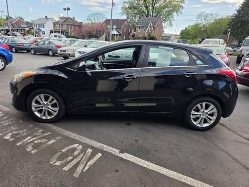 Black Noir Pearl 2014 Hyundai Elantra GT Base