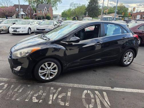 Black Noir Pearl 2014 Hyundai Elantra GT Base