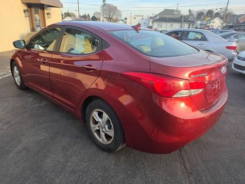 2013 Hyundai ELANTRA Limited