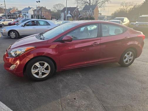 2013 Hyundai ELANTRA Limited