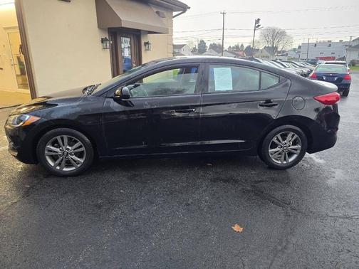 2017 Hyundai ELANTRA SE Value Edition