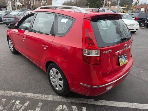 2011 Hyundai Elantra Touring GLS