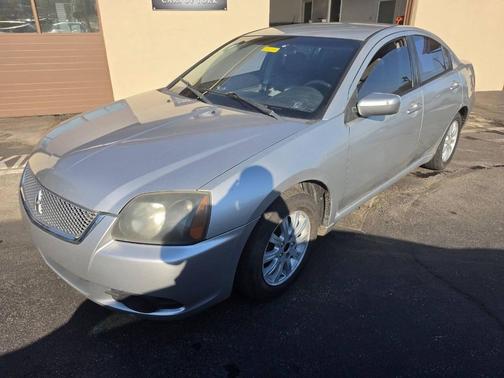 2011 Mitsubishi Galant Base