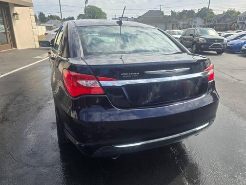 2012 Chrysler 200 Touring
