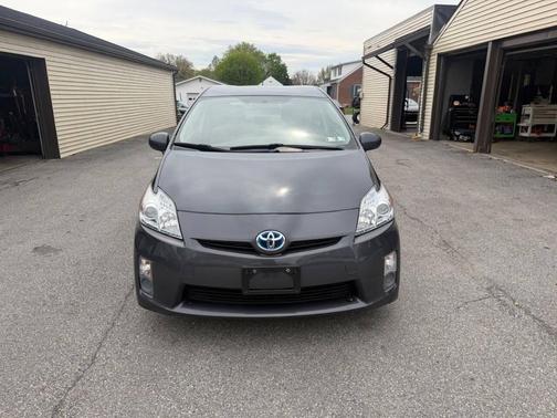 Winter Gray Metallic 2011 Toyota Prius II