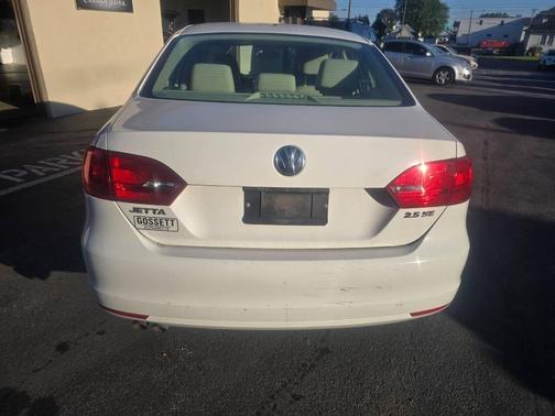 2011 Volkswagen Jetta SE