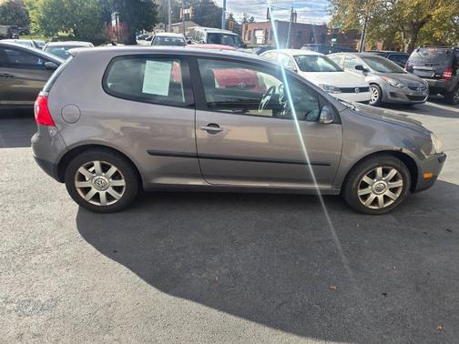2008 Volkswagen Rabbit Base
