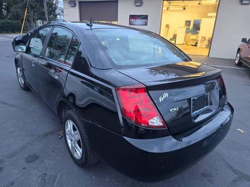 2007 Saturn Ion 2