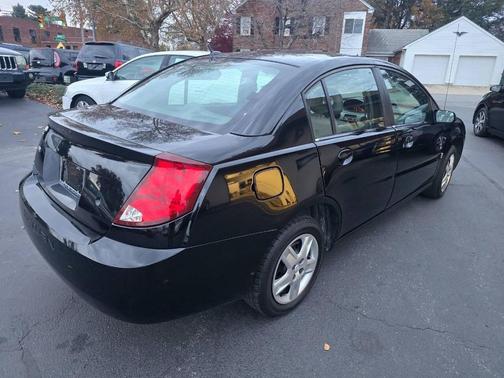 2007 Saturn Ion 2