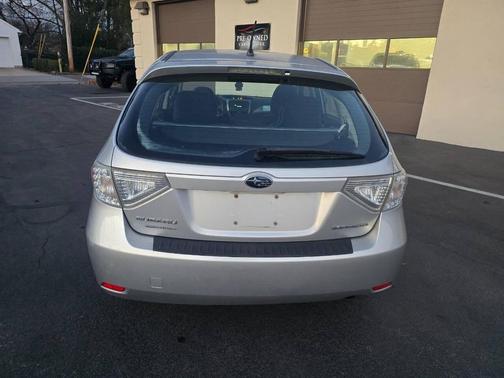 2011 Subaru Impreza 2.5 i