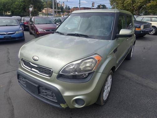 2013 Kia Soul +