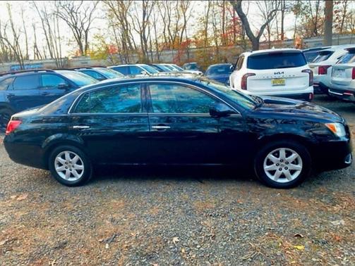 2008 Toyota Avalon XLS