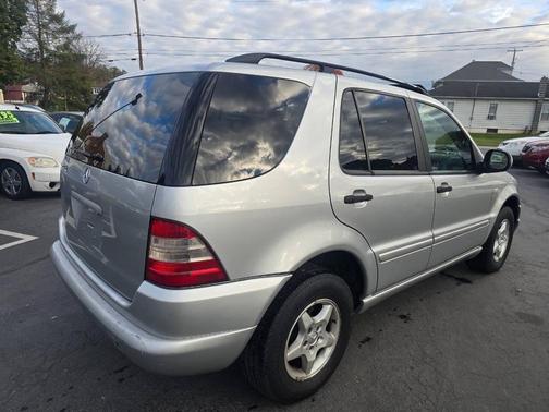 2000 Mercedes-Benz M-Class ML 320 AWD 4MATIC 4dr SUV