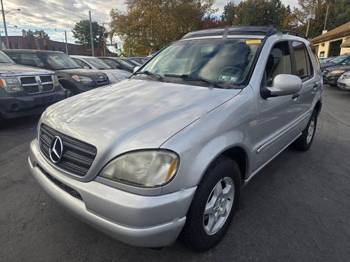 2000 Mercedes-Benz M-Class ML 320 AWD 4MATIC 4dr SUV