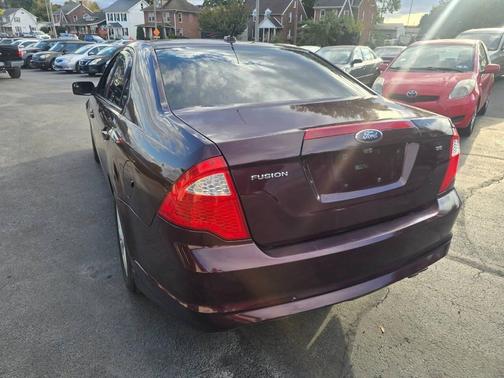 2012 Ford Fusion SE
