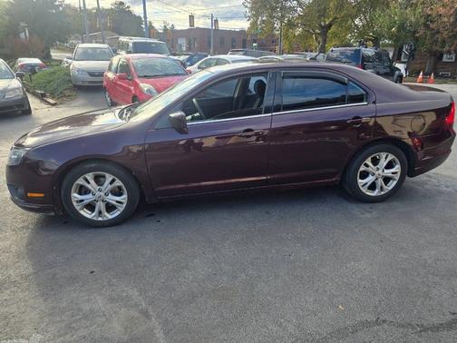 2012 Ford Fusion SE
