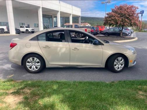 2012 Chevrolet Cruze LS