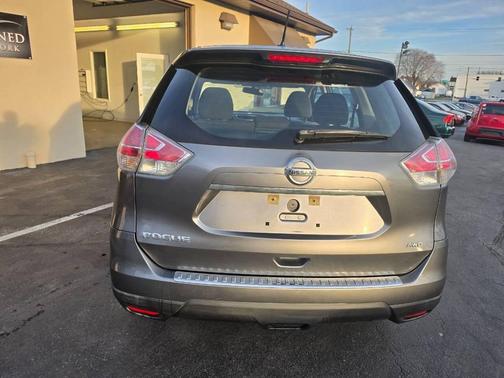2015 Nissan Rogue SV