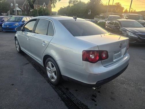 2009 Volkswagen Jetta 2.5 SE SportWagen