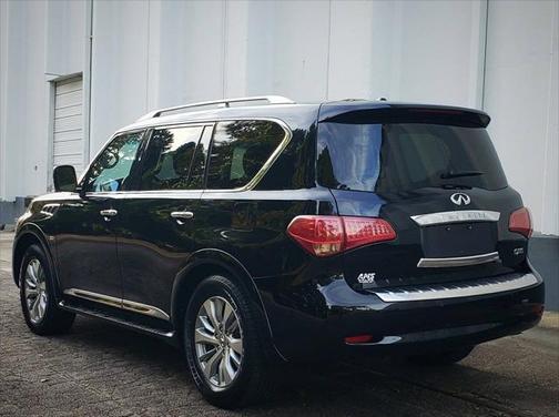 2016 INFINITI QX80 Base