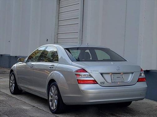 2007 Mercedes-Benz S-Class S 550 4dr Sedan