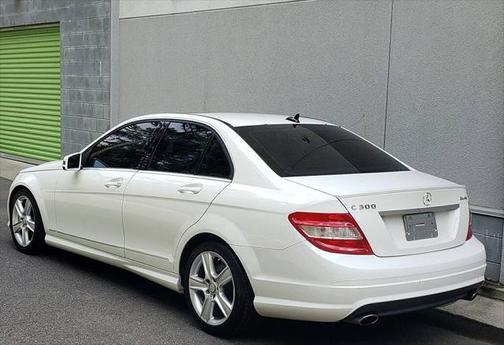2011 Mercedes-Benz C-Class C 300 4MATIC Luxury
