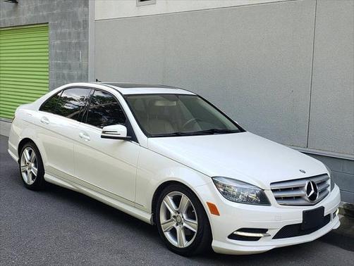2011 Mercedes-Benz C-Class C 300 4MATIC Luxury