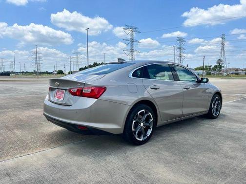 2024 Chevrolet Malibu LT