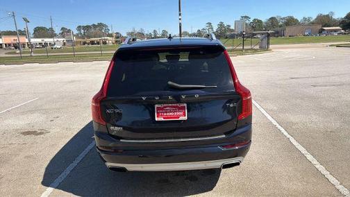 2016 Volvo XC90 T6 Momentum