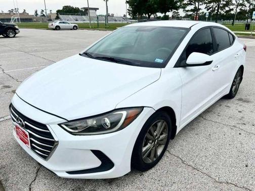 Quartz White Pearl 2018 Hyundai ELANTRA SEL