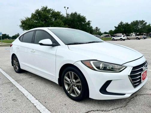 Quartz White Pearl 2018 Hyundai ELANTRA SEL