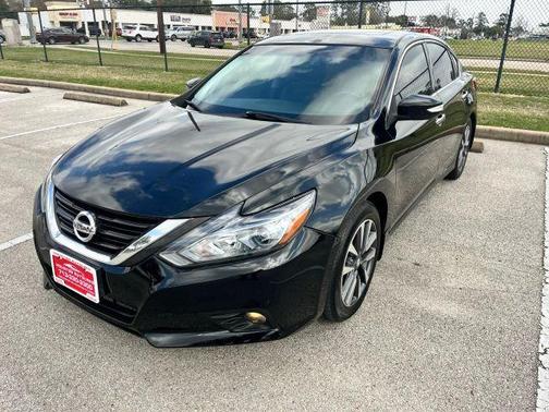 Black 2016 Nissan Altima 2.5 SL