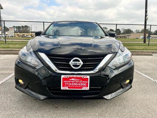 Black 2016 Nissan Altima 2.5 SL