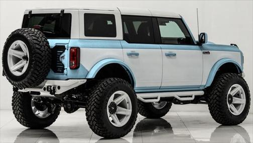 2025 Ford Bronco Retro