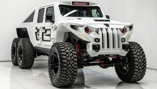 2025 Jeep Gladiator 8 Passenger