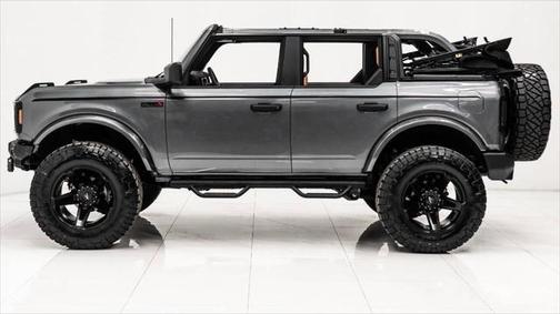 2025 Ford Bronco Base 4x4 4dr SUV
