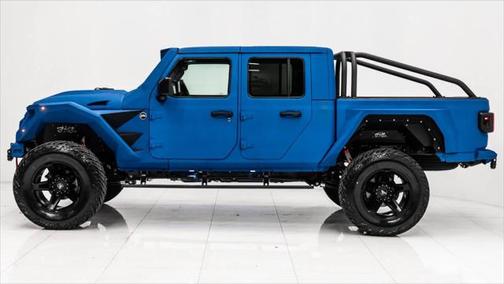 2025 Jeep Gladiator Nighthawk
