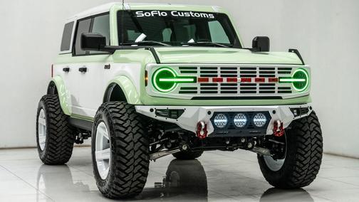 2025 Ford Bronco RETRO