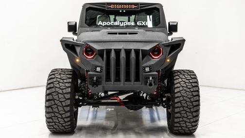 2025 Jeep Gladiator 8 Passenger