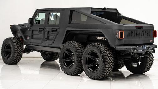 2025 Jeep Gladiator 8 Passenger